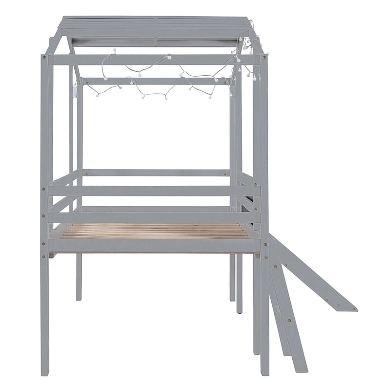 Lit mezzanine taille simple avec échelle et toboggan, lit cabane à sommier à lattes en bois avec tableau noir et bande lumineuse sur le toit